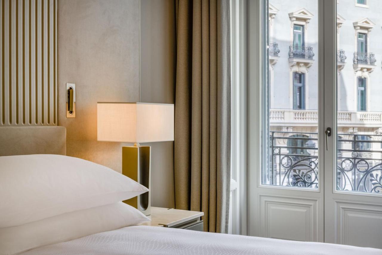 Jw Marriott Hotel Madrid Eksteriør billede