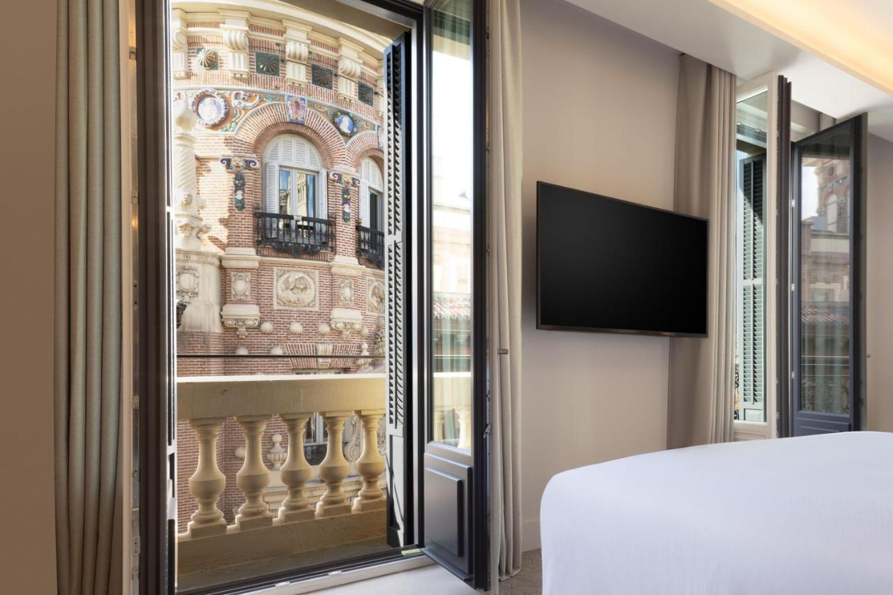 Jw Marriott Hotel Madrid Eksteriør billede