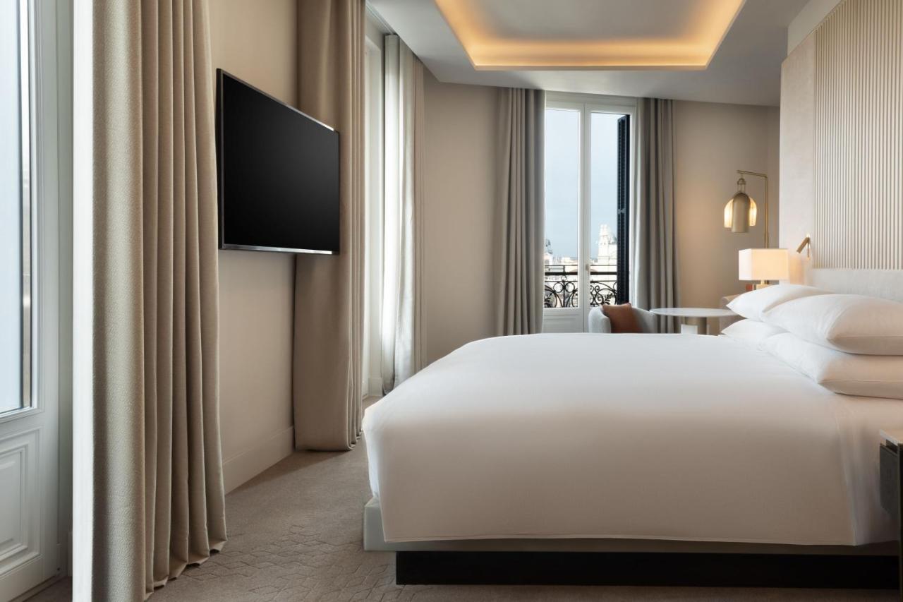 Jw Marriott Hotel Madrid Eksteriør billede