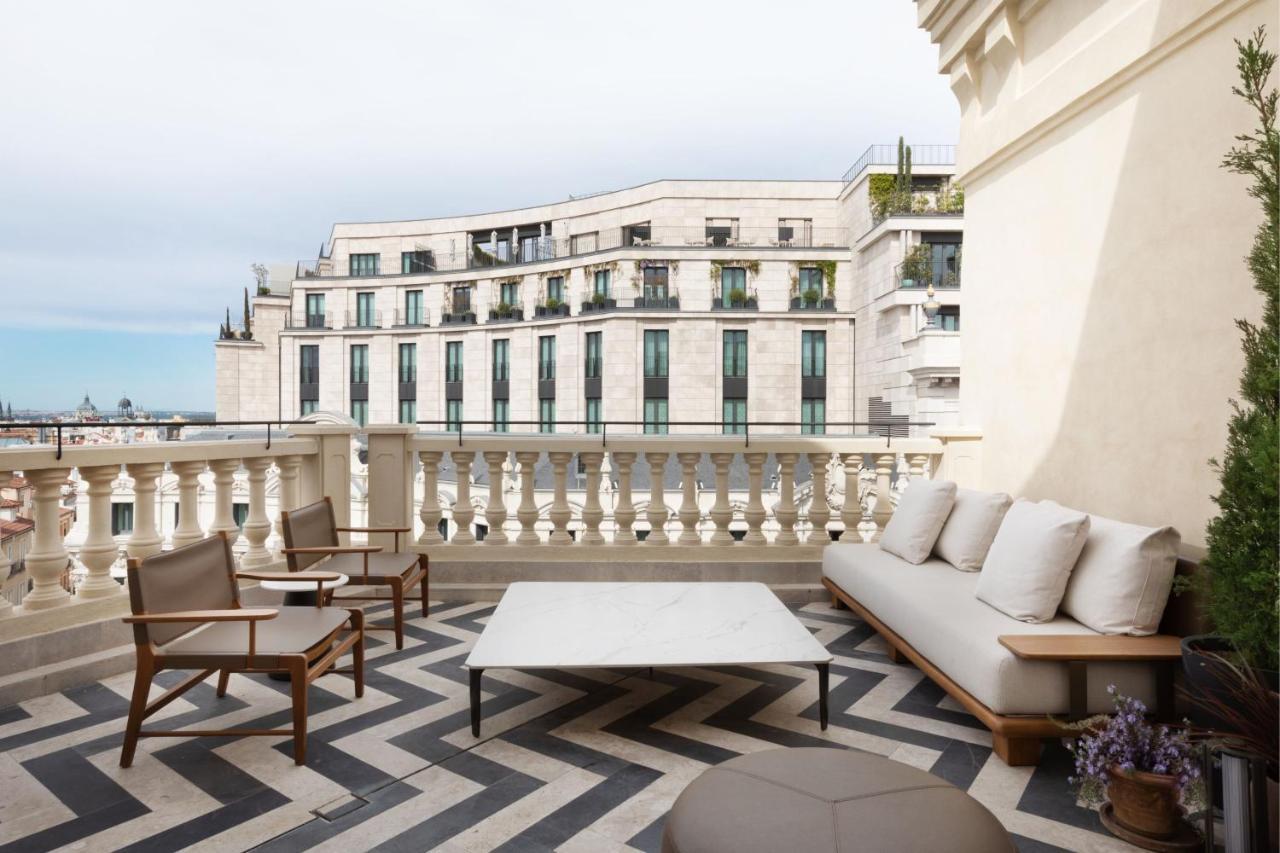 Jw Marriott Hotel Madrid Eksteriør billede