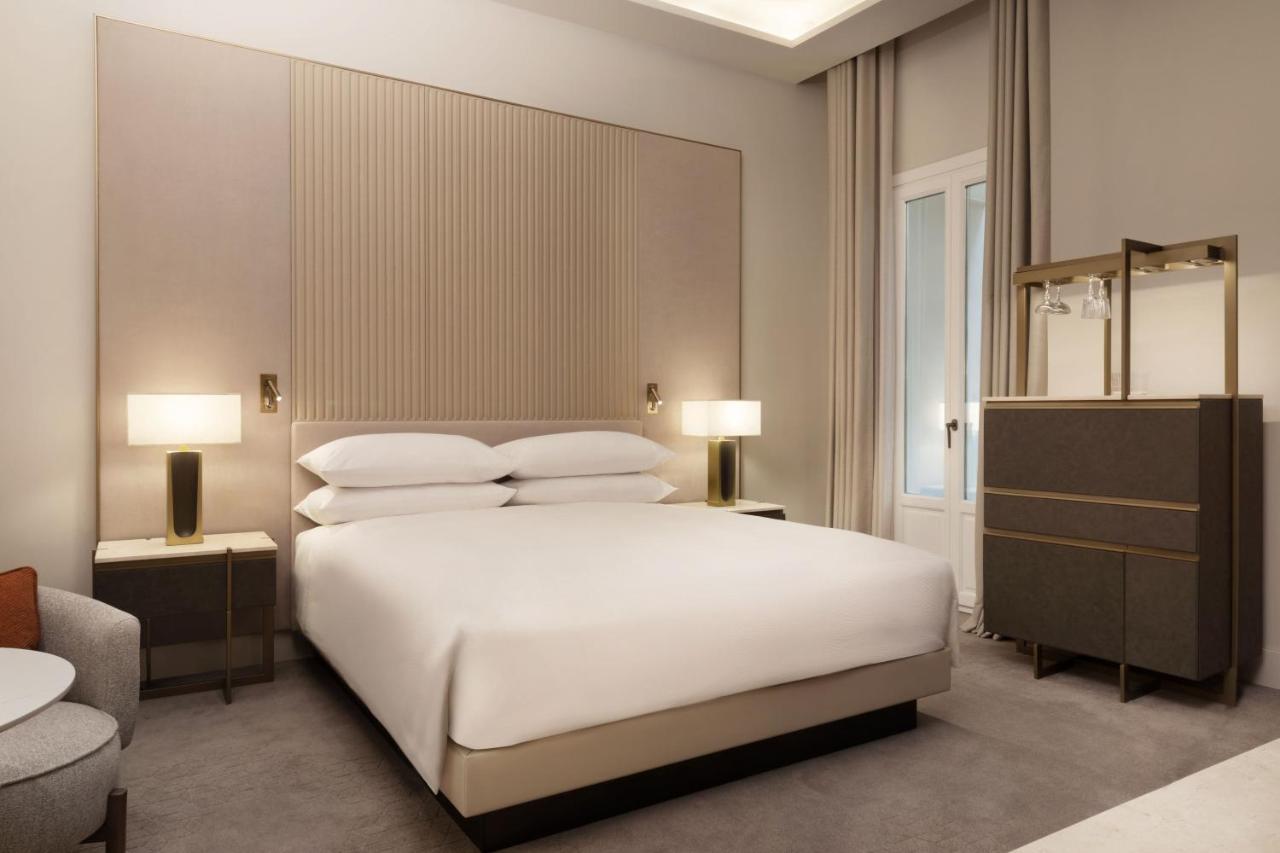 Jw Marriott Hotel Madrid Eksteriør billede