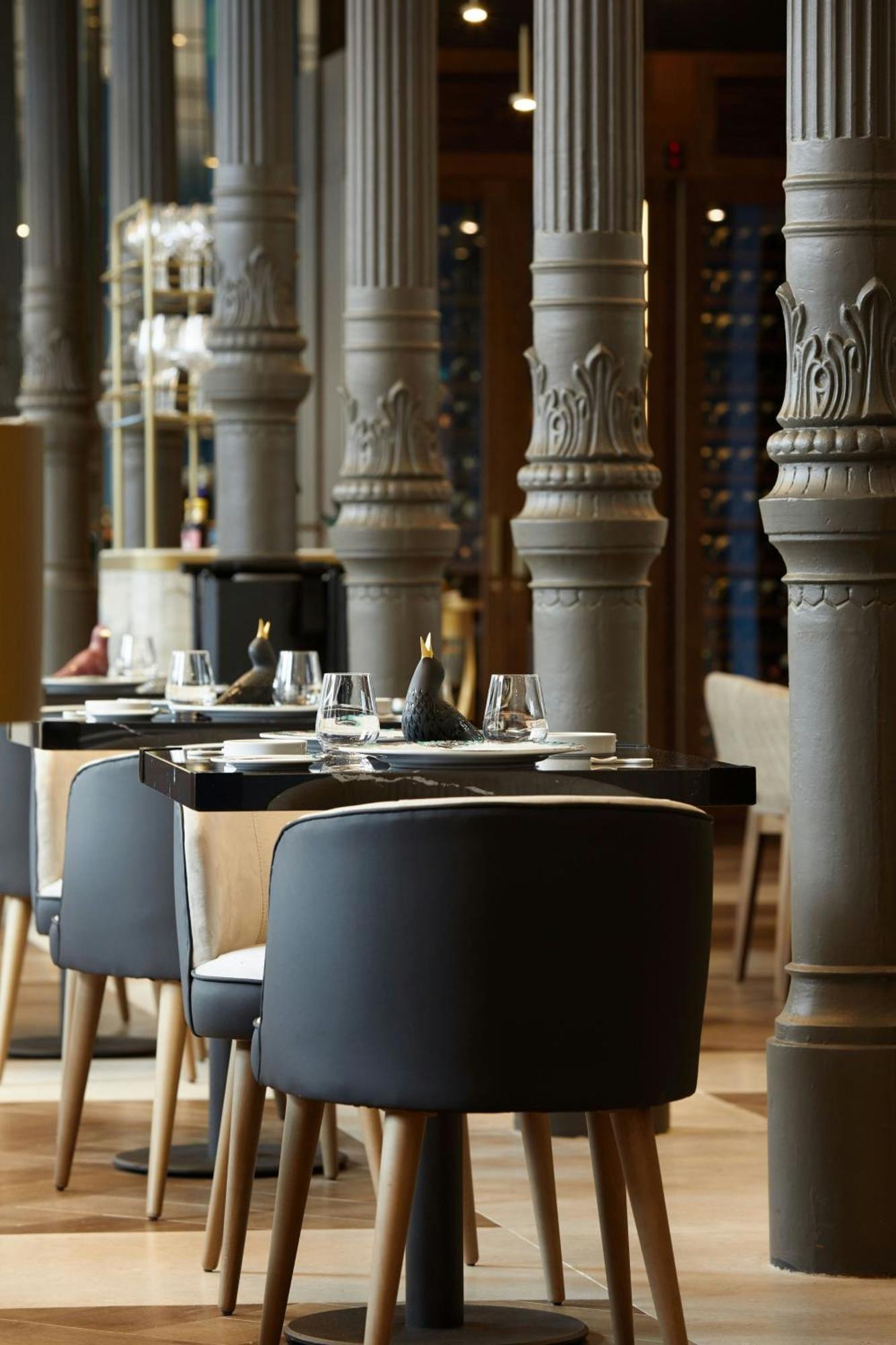 Jw Marriott Hotel Madrid Eksteriør billede